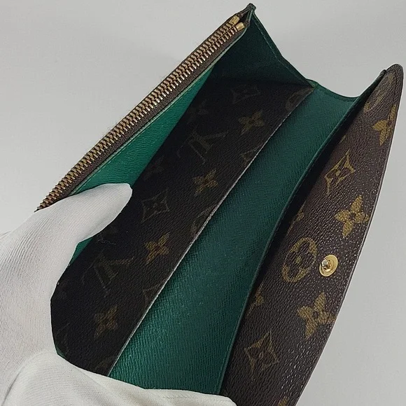 LOUIS VUITTON Emilie Monogram Wallet - Picture 4 of 10